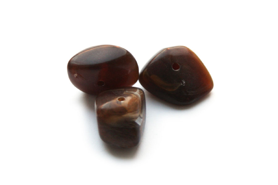 Pebble shaped clouded acrylic bead, 17x13mm, Brown, 100 pcs